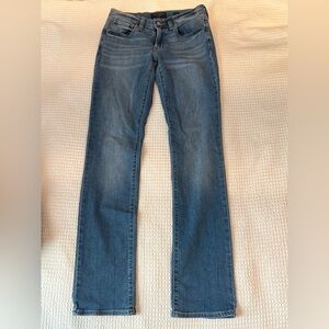 Lucky Brand Jeans Sweet Straight 2/26 mid rise